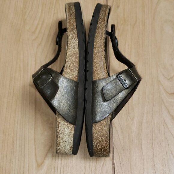 BIRKENSTOCK WOMEN'S GIZEH SANDALS, SIZE 5-5.5 - Picture 8 of 12